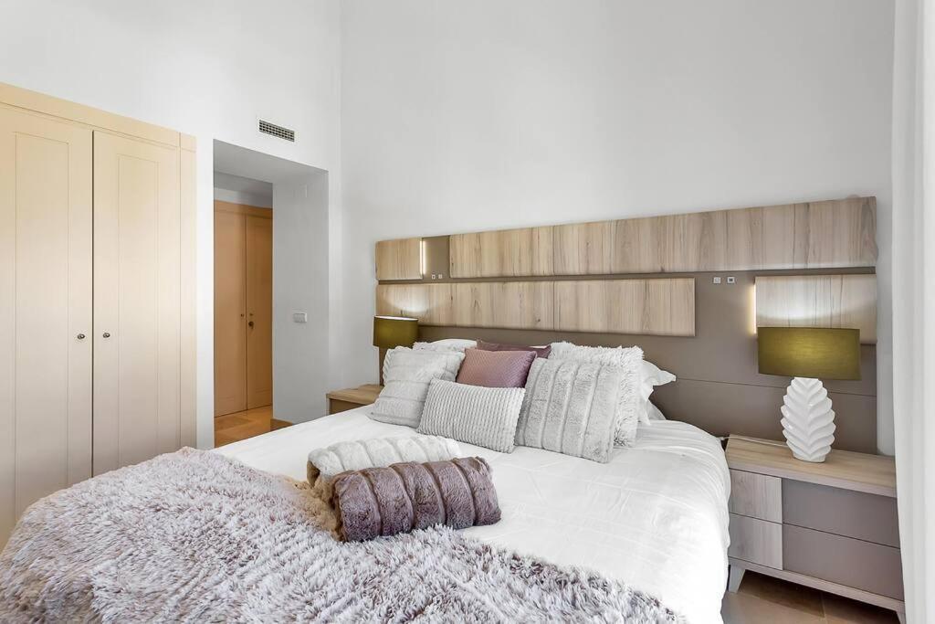 Yolo Spaces - Sotogrande Sea View Penthouse San Roque  Bagian luar foto