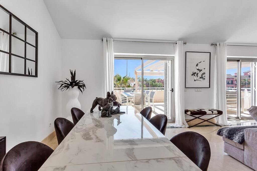 Yolo Spaces - Sotogrande Sea View Penthouse San Roque  Bagian luar foto