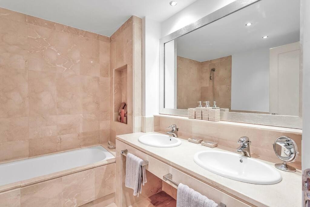 Yolo Spaces - Sotogrande Sea View Penthouse San Roque  Bagian luar foto
