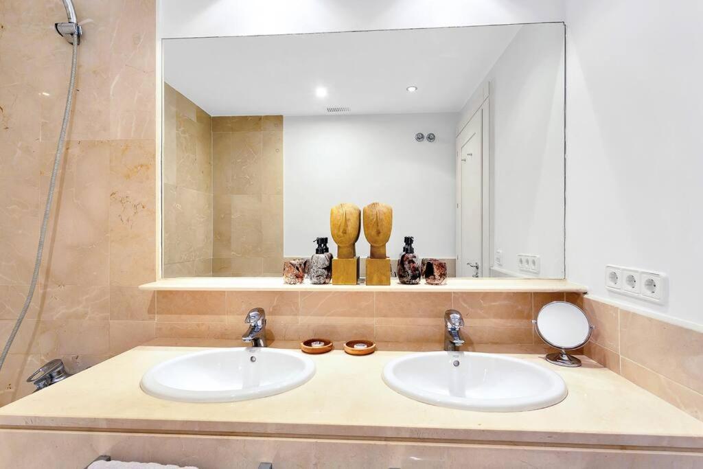 Yolo Spaces - Sotogrande Sea View Penthouse San Roque  Bagian luar foto