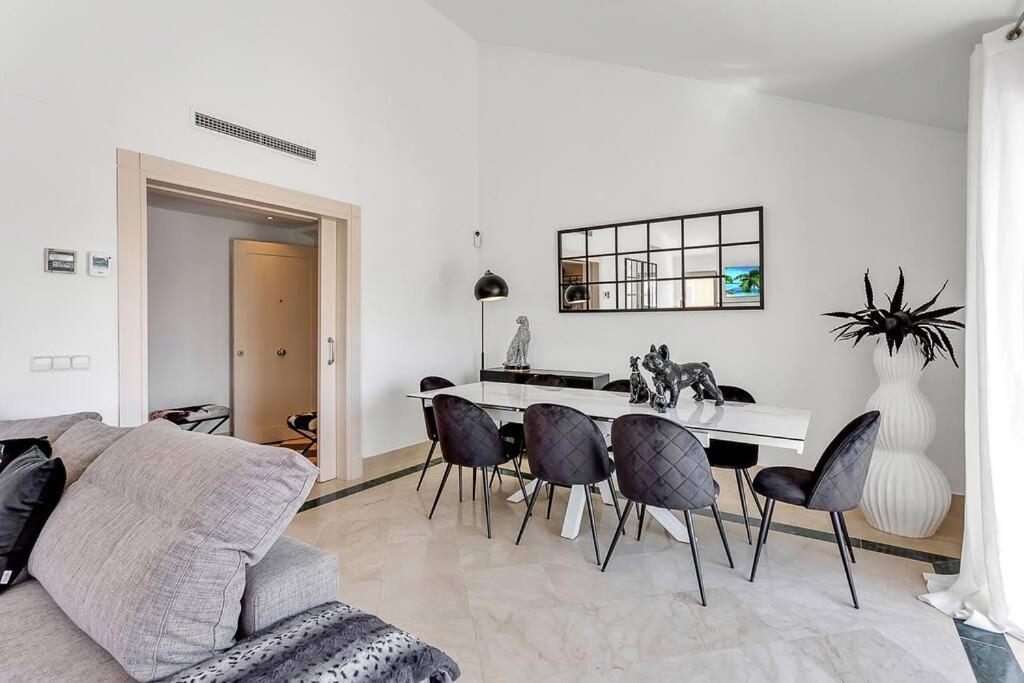 Yolo Spaces - Sotogrande Sea View Penthouse San Roque  Bagian luar foto