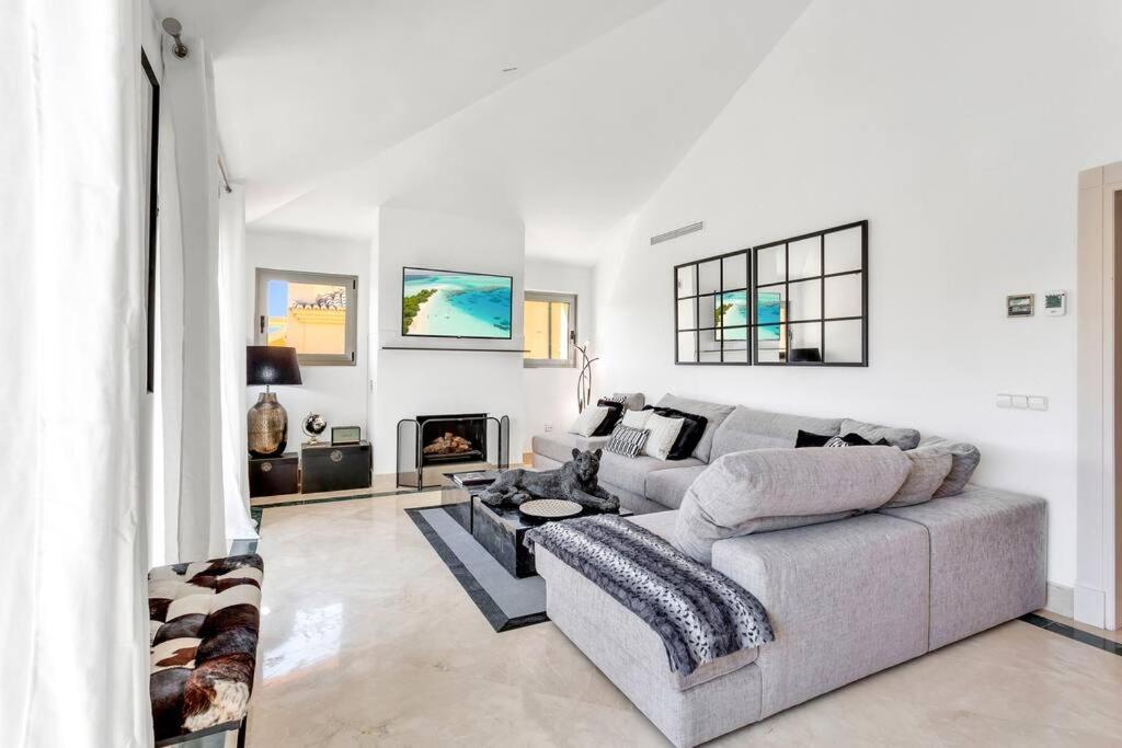 Yolo Spaces - Sotogrande Sea View Penthouse San Roque  Bagian luar foto