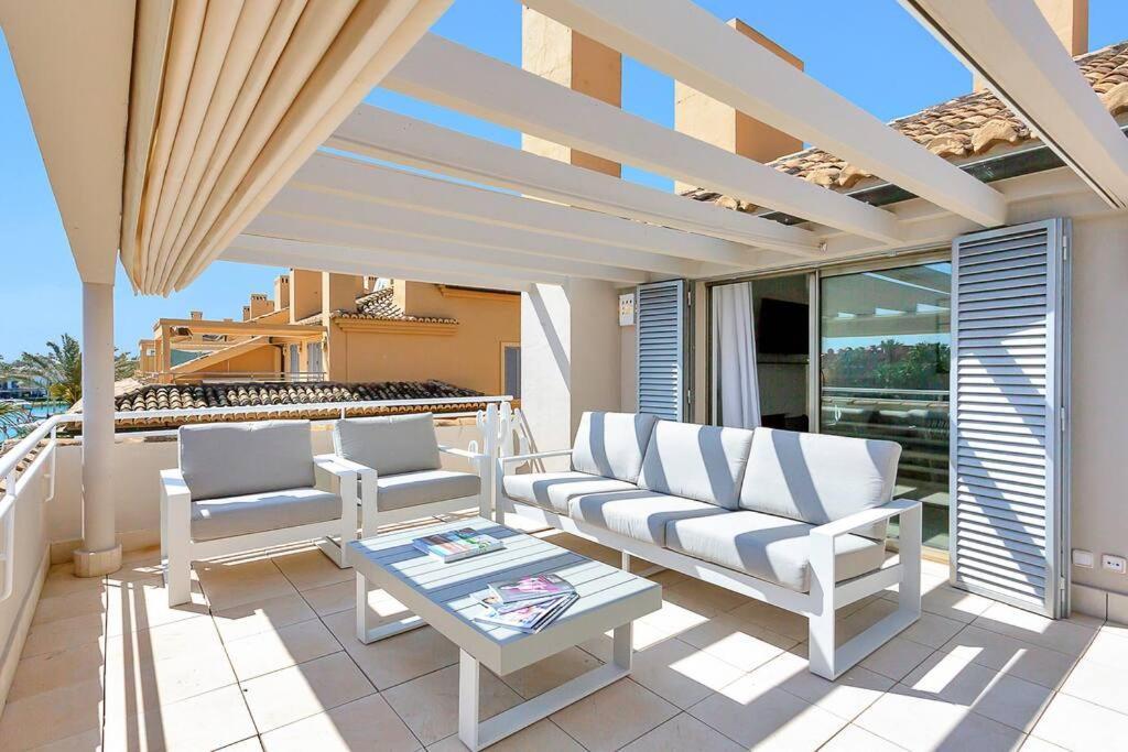 Yolo Spaces - Sotogrande Sea View Penthouse San Roque  Bagian luar foto